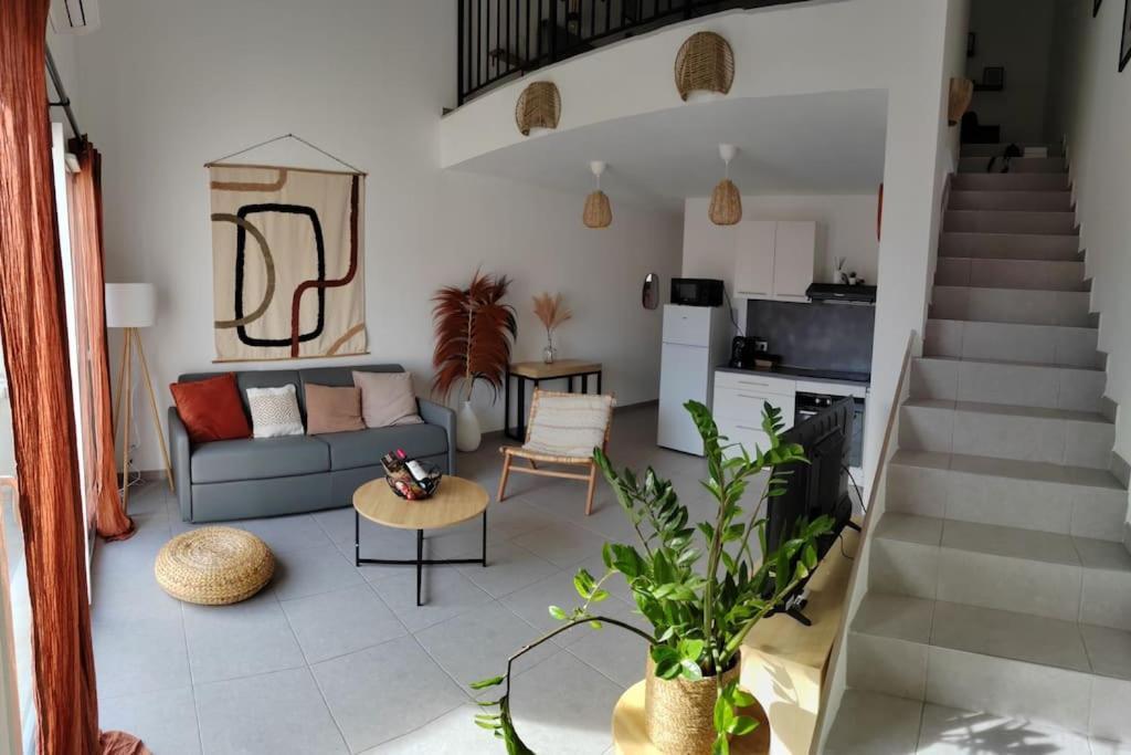 Chez Roberto/Jardin/Parking Lägenhet Fos-sur-Mer Exteriör bild